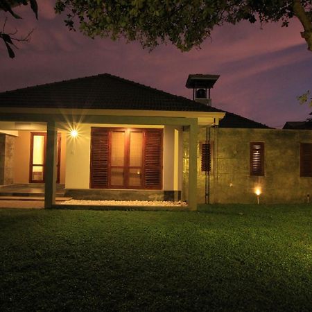 Breezy Villa Negombo Exterior foto