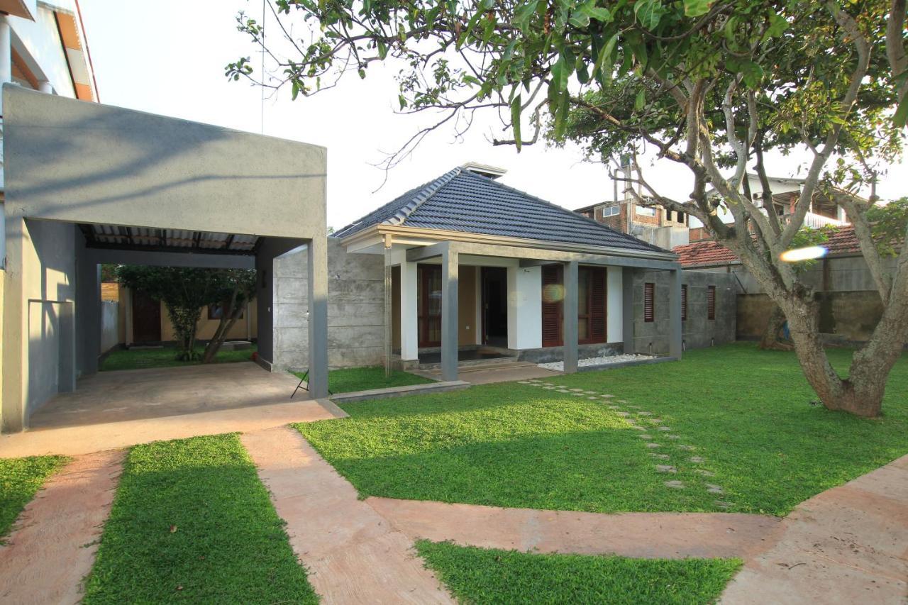 Breezy Villa Negombo Exterior foto