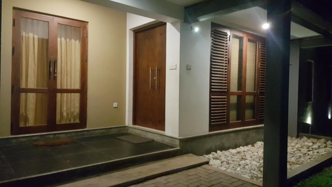 Breezy Villa Negombo Exterior foto