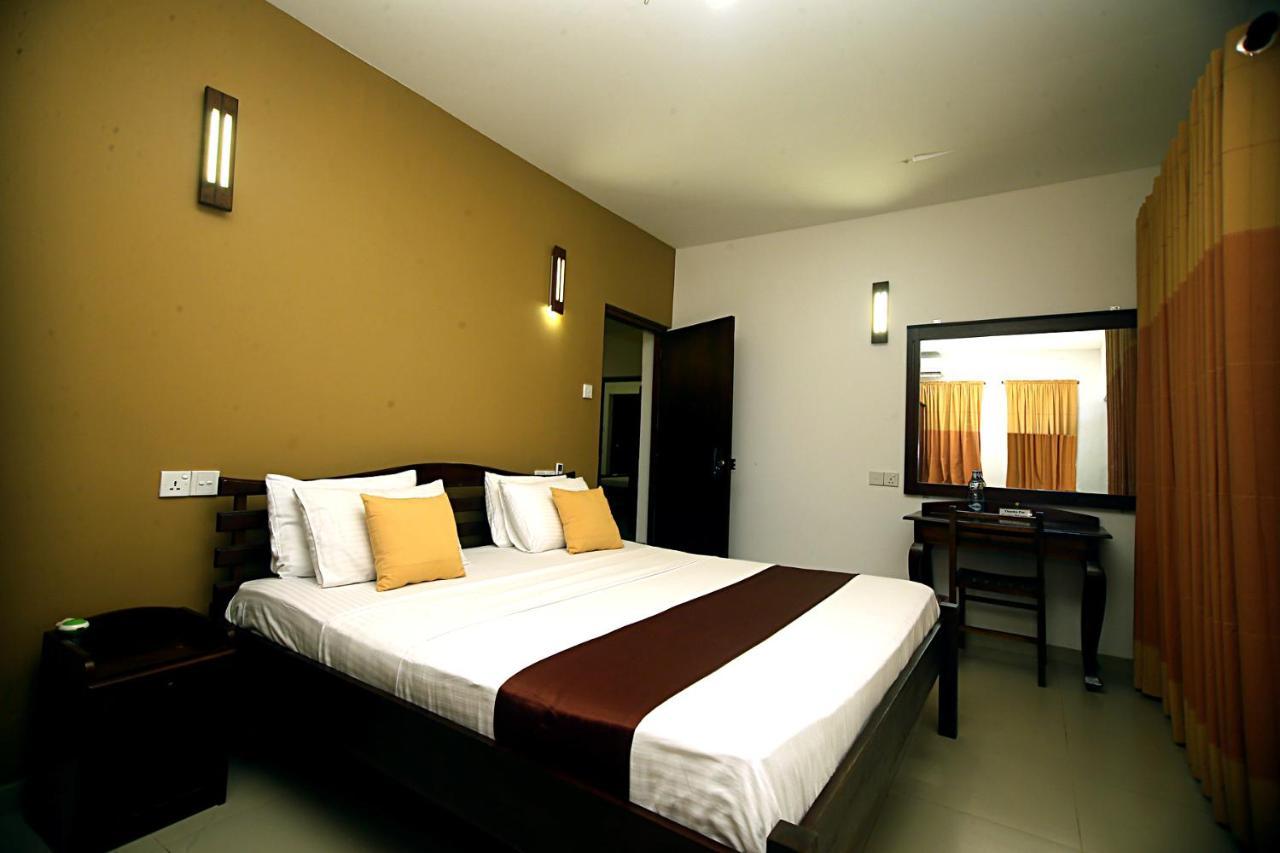 Breezy Villa Negombo Exterior foto